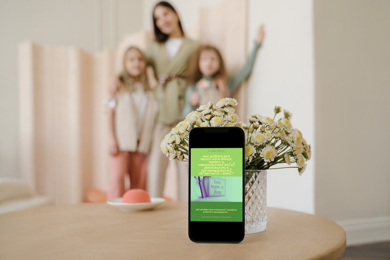 Ako môžete BEZ zbytočných hádok, trestov a nedorozumení začať jednoducho a dôverne budovať vzťah dieťa a rodič? - e-book cover